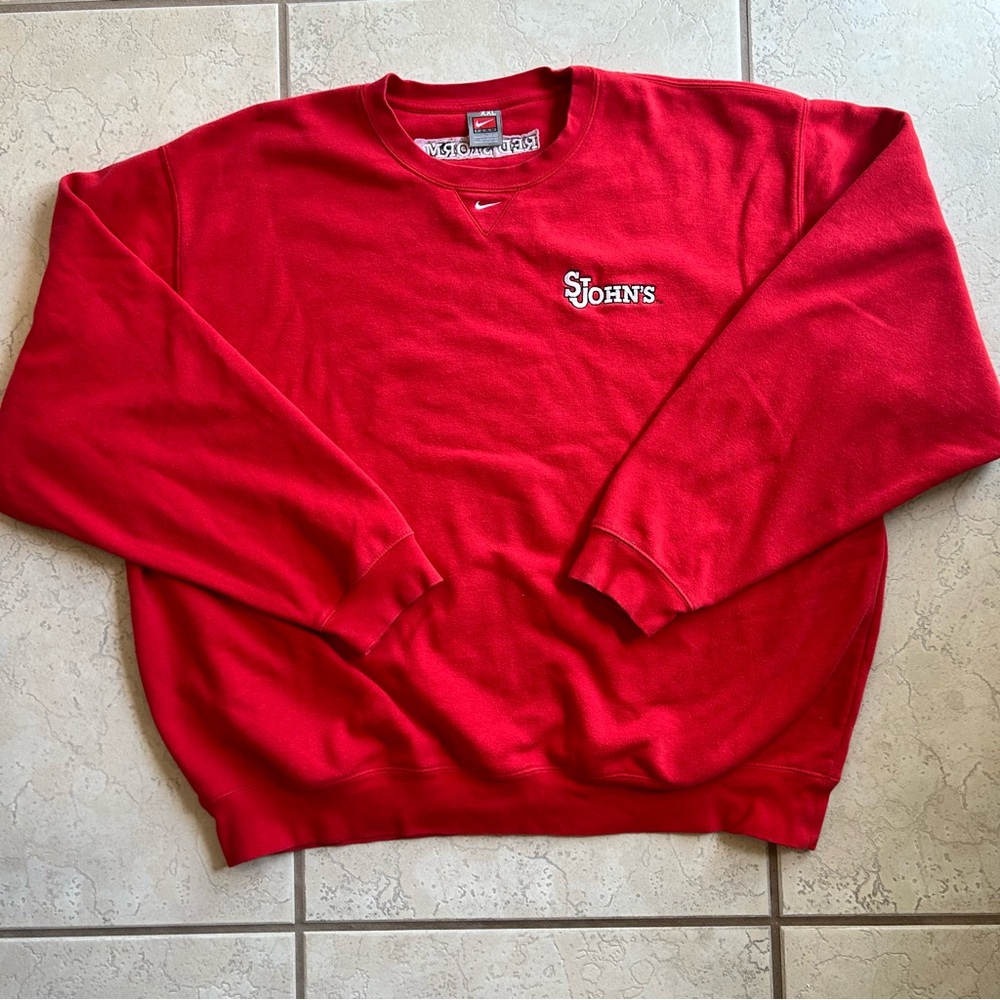 VTG Nike St. John’s Red Storm Center Swoosh Crewneck Sweatshirt Size XXL Rare